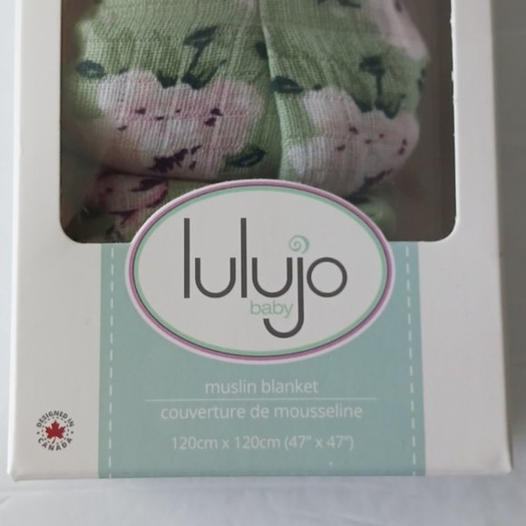 Lulujo Deluxe Muslin Swaddle Blanket Green Floral 47"x 47" - Picture 3 of 8